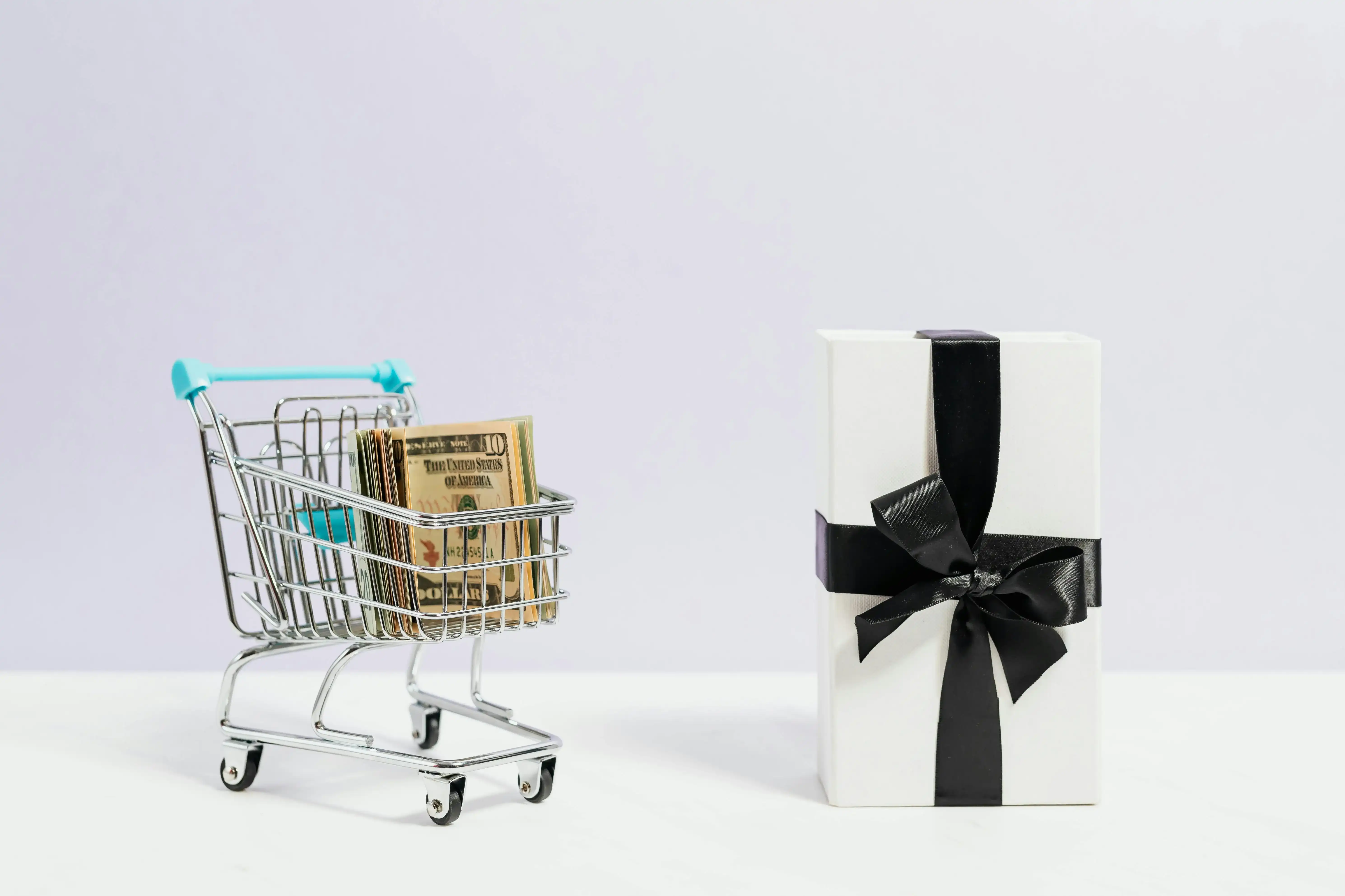 Retail & E-commerce